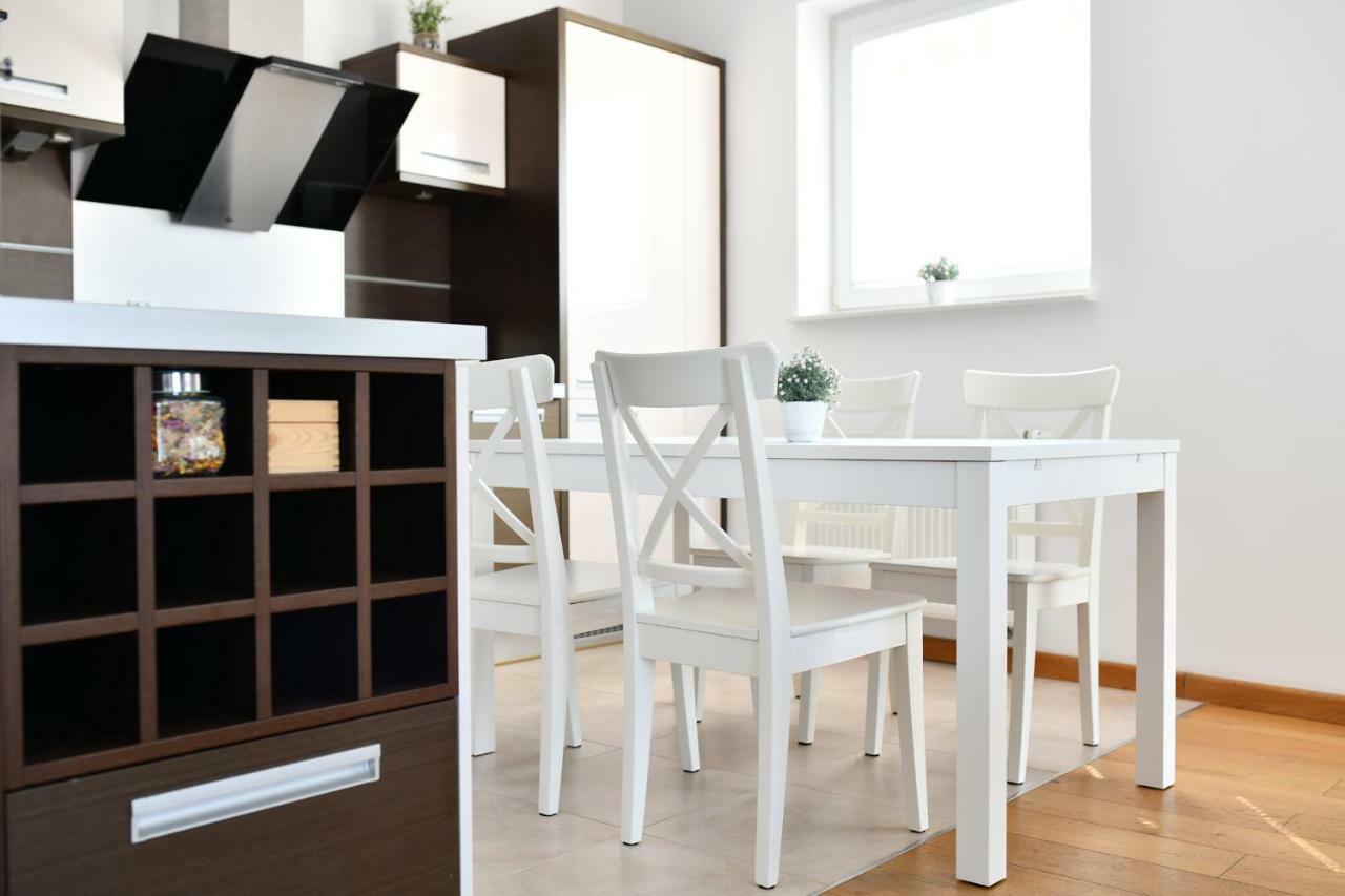 Apartamenty Navigator-Portowa 28 Колобжег Екстер'єр фото