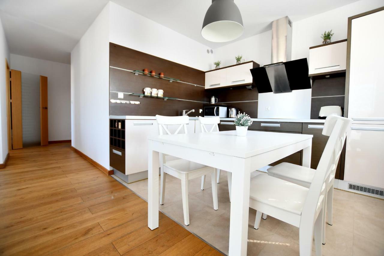 Apartamenty Navigator-Portowa 28 Колобжег Екстер'єр фото